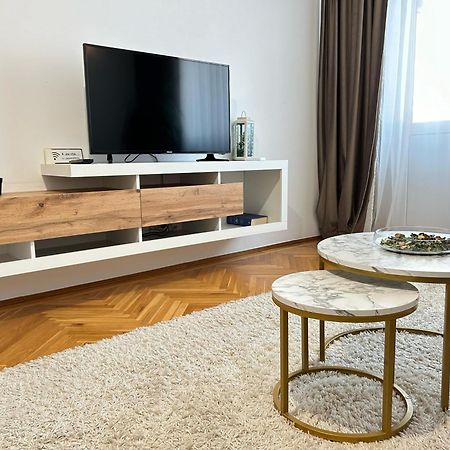 Parliament Central Apartment Бухарест Экстерьер фото